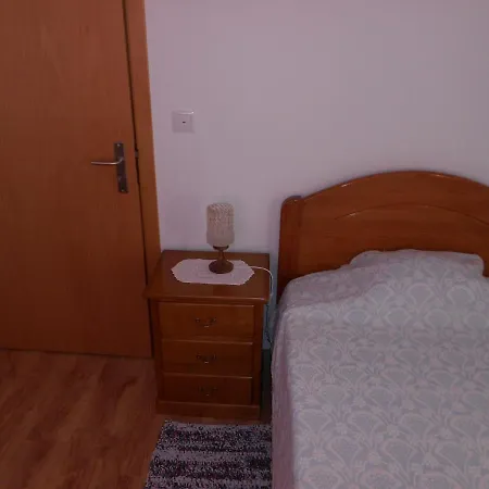Bed & Breakfast Casal Do Avo Francisco Caldas Da Rainha